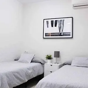 Best Location In Marbella. Beachfront!! Apartamento